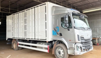 Giá Lăn Bánh Chenglong M3 170Hp 9.3 Tấn Thùng Kín Cont 7m5