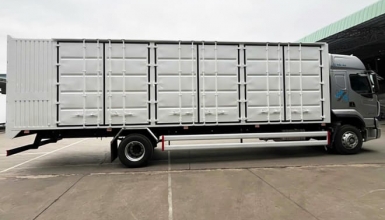 Gía Chenglong H5 6 Máy 245Hp 7.4 Tấn Kín Cont 3CH 9m9