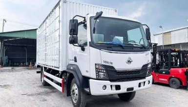 Giá Chenglong 6.7 Tấn L3 160Hp Thùng Kín Cont 7m 2026