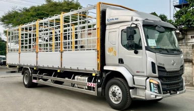 Giá Chenglong M3 6 Máy 200Hp 7.9 Tấn Mui Bạt Bửng Nhôm 9m9