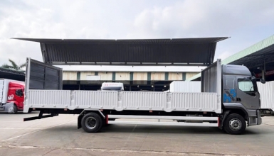 Giá Chenglong H5 6 Máy 245Hp 6.4 Tấn Kín Cont Cánh Dơi 9m9