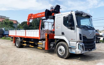 Chenglong M3 200Hp 5 Tấn Gắn Cần Cẩu Kanglim 7 Tấn