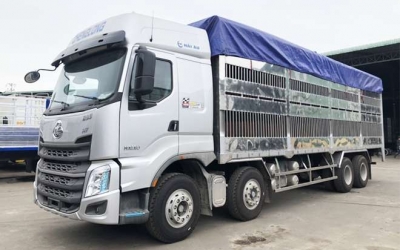 Chenglong H7 4 Chân 14.3 Tấn Chở Lợn - Heo Thùng 9m4