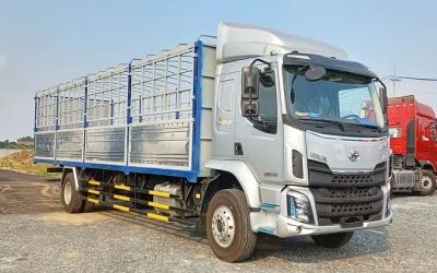 Chenglong M3 200Hp 8.2 Tấn Thùng Mui Bạt 9m9