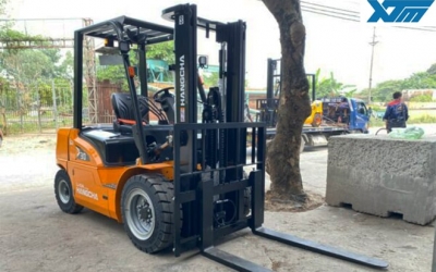 Xe Nâng Điện Hangcha 3 Tấn