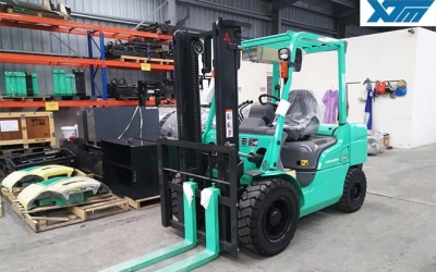 Xe Nâng Điện Mitsubishi 3.5 Tấn