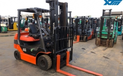 Xe Nâng Điện Toyota 2.5 Tấn