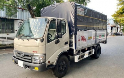 Xe Tải 3.5 Tấn Hino Dutro XZU 342MD
