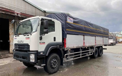 Xe Tải Isuzu FVM 3 Chân 15 Tấn Cầu Lết