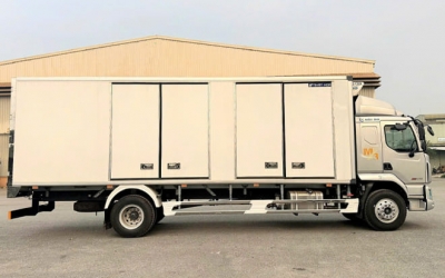 Chenglong M3 6 Máy 200Hp 6.9 Tấn Thùng Đông Lạnh 9m9