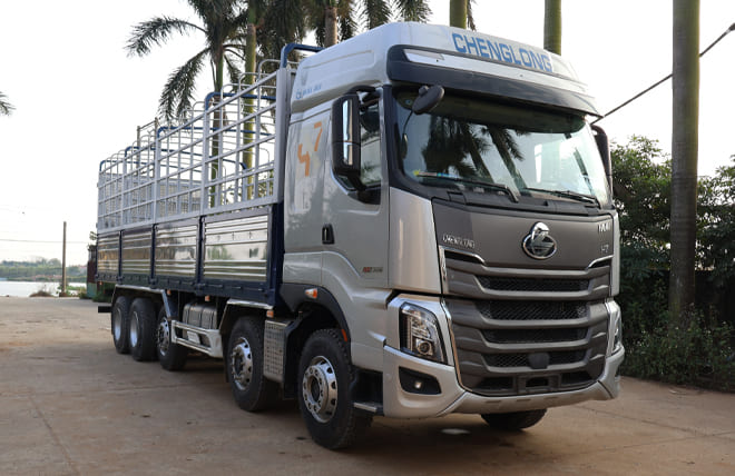 Hệ Thống Gương Chiếu Hậu Bản Lớn Tích Hợp Sấy Điện Thông Minh
