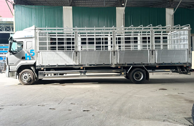Thiết kế mui bạt bửng nhôm 9m9 tối ưu cho vận tải hàng hóa