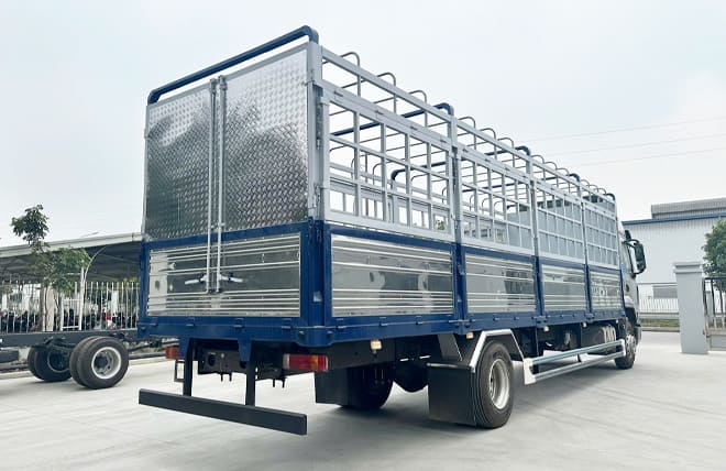 Thiết kế thùng mui bạt dài 9m9
