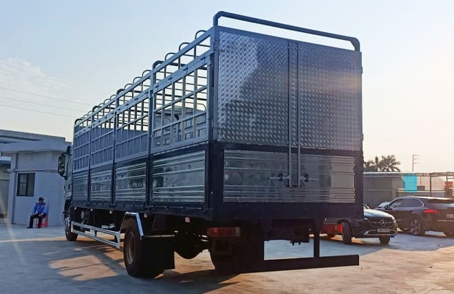 Chenglong H5 7.9 tấn là phương án đáng cân nhắc cho người kinh doanh vận tải