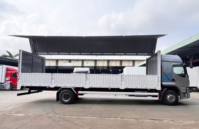 Thùng kín cánh dơi 9m9 tối ưu khả năng chuyên chở