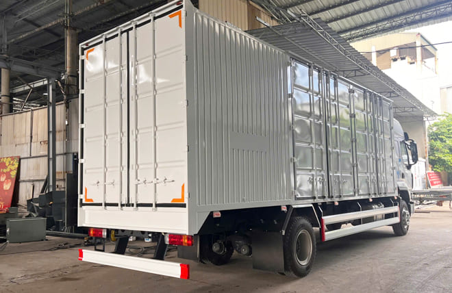 Thùng kín cont 8m3 tối ưu cho hàng cần bảo vệ