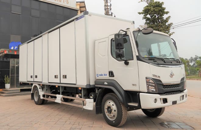 Khả Năng Vận Hành Mạnh Mẽ Trên Mọi Địa Hình