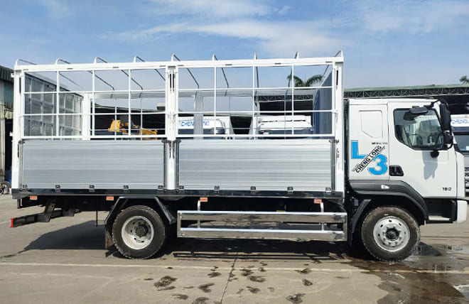 Thùng Mui Bạt Bửng Nhôm 5m8 Sang Trọng Tối Ưu Tải Trọng