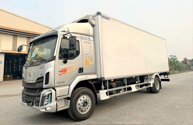 Kết Luận: Giá Lăn Bánh Chenglong M3 6 Máy 200Hp 6.9 Tấn Thùng Đông Lạnh 9m9