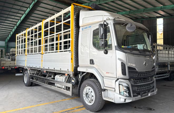 Giá Lăn Bánh Chenglong M3 6 Máy 200Hp 8.5 Tấn Mui Bạt Bửng Nhôm 8m2 Rẻ Nhất Thị Trường