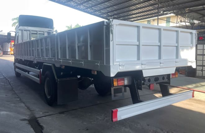 Khả Năng Vận Hành Chenglong M3 200Hp 8.8 Tấn Thùng Lửng 8m3