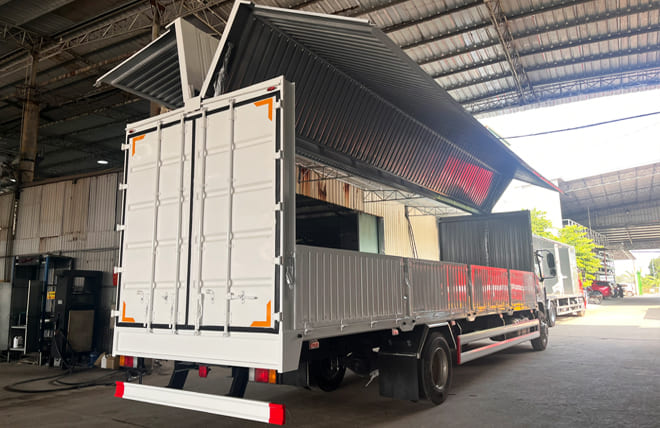 Thùng Kín Cont Cánh Dơi 9m9 Tăng Tính Linh Hoạt Khi Giao Nhận