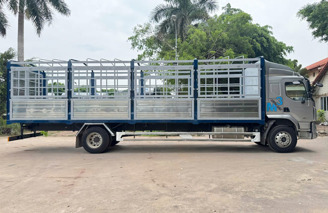 Thùng mui bạt dài 9m9 tối ưu hàng hóa