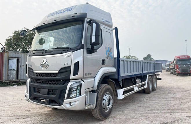 Giá Lăn Bánh Chenglong H5 260Hp 15.2 Tấn Thùng Lửng 8m3