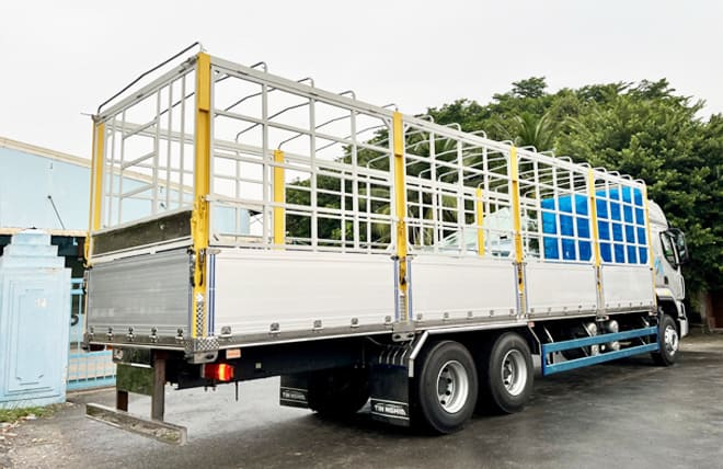Giá lăn bánh Chenglong H5 260Hp 14.3 tấn 9m9 và các khoản chi phí cần biết