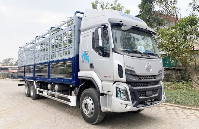 Giá Lăn Bánh Chenglong H5 260Hp 14.3 Tấn Thùng Mui Bạt 9m9 - Rẻ Nhất Hiện Nay