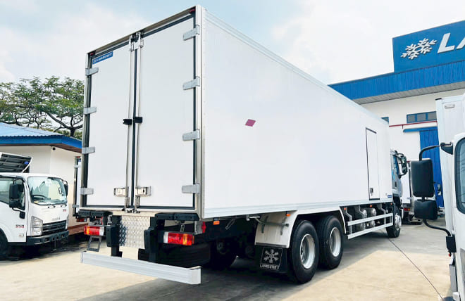 Giá xe và tổng chi phí lăn bánh