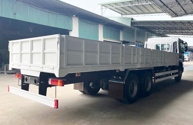 Thùng lửng 9m5 tăng tính linh hoạt chuyên chở