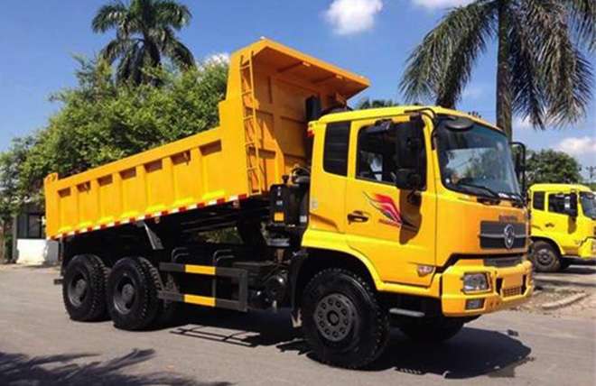 Hình 1: Xe Ben 3 Chân Dongfeng