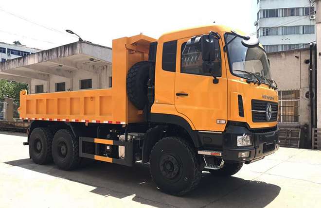 Hình 3: Xe Ben 3 Chân Dongfeng