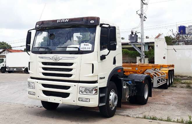 Hình 2: Xe Đầu Kéo 1 Cầu Faw 260Hp