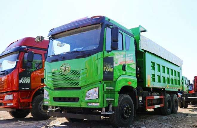 Hình 3: Xe Ben 3 Chân Faw JH6 390Hp