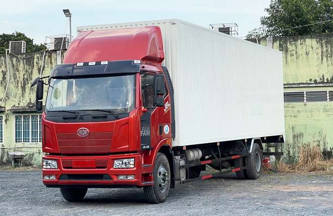 Hình 2: Xe Tải Faw 9 Tấn