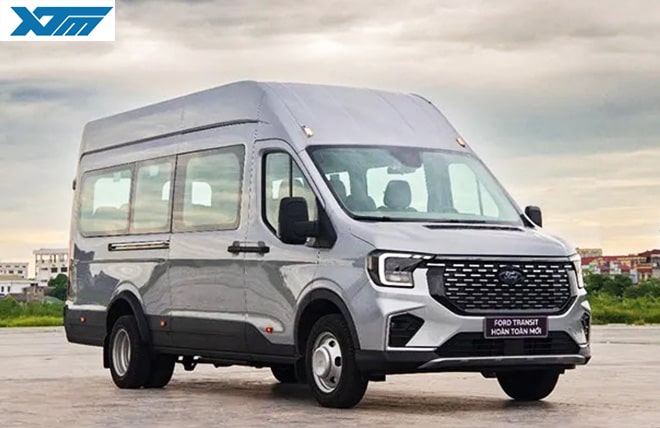 Hình 2: Xe Ford Transit Limousine 12 Chỗ
