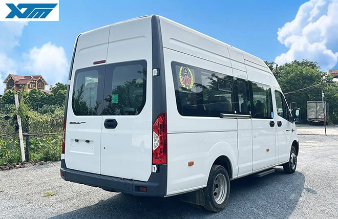 Hình 3: Xe GAZelle Next Limousine 10 Chỗ