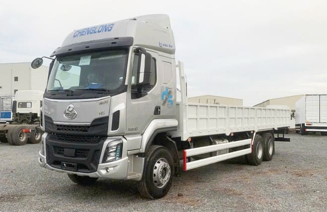 Giá Chenglong 3 Chân 6x2 H5 260Hp Thùng Lửng 9m9 Tải 14.7 Tấn