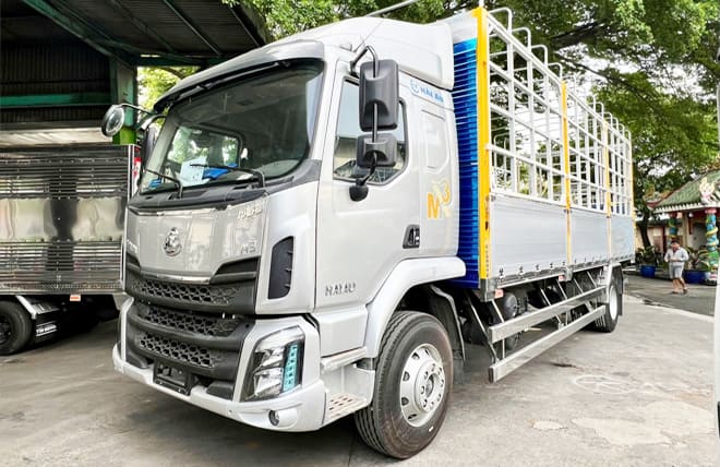 Giá Lăn Bánh Chenglong 9.4 Tấn M3 170Hp Thùng Mui Bạt Bửng Nhôm 7m4