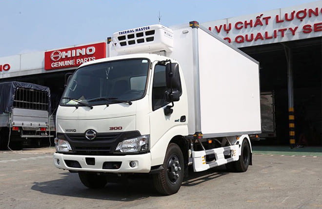 Hình 5: Xe Tải Đông Lạnh 1.9 Tấn Hino XZU650