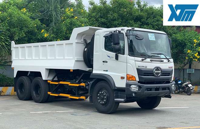 Hình 5: Xe Ben 3 Chân Hino FM