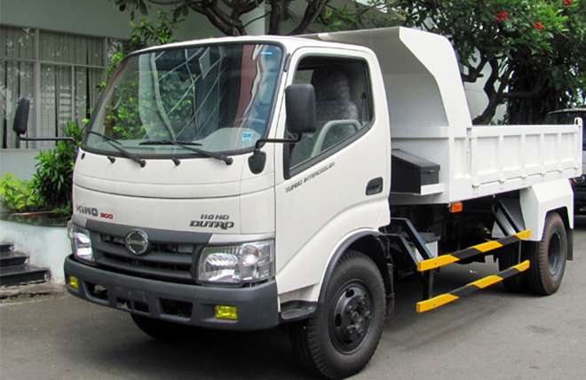 Hình 2: Xe Ben 4 Khối Hino XZU342 HD