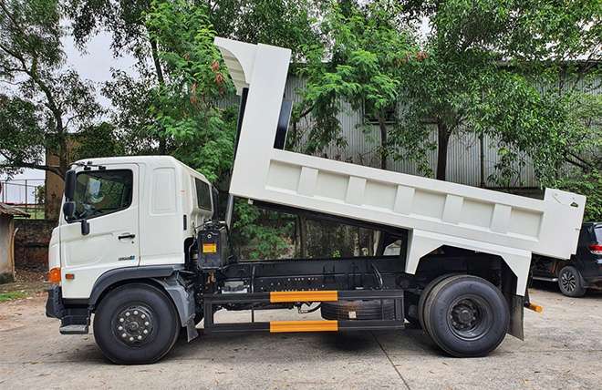 Hình 1: Xe Ben 7 Khối Hino FG