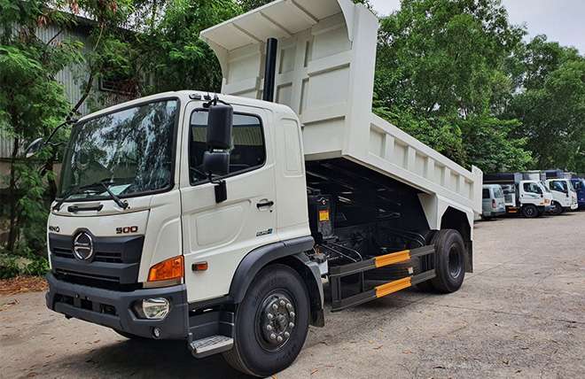Hình 2: Xe Ben 7 Khối Hino FG