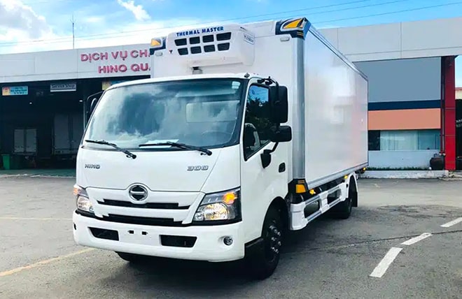 Hình 2: Xe Tải Hino XZU730 5 Tấn