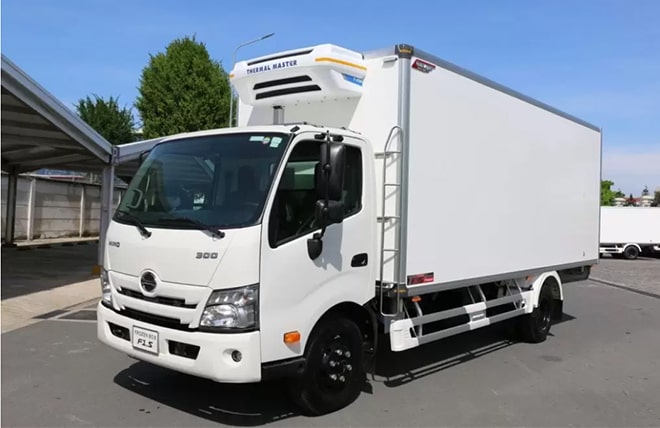 Hình 6: Xe Tải Hino XZU730 5 Tấn