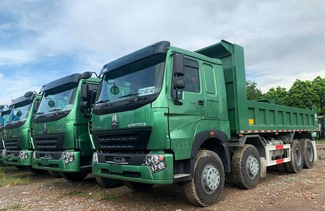 Hình 7: Xe Ben 4 Chân Howo