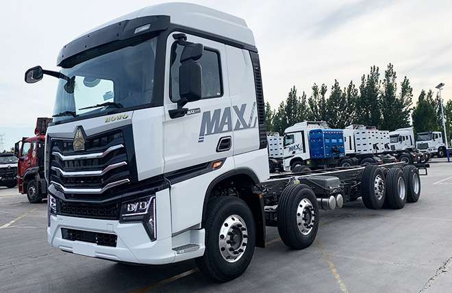 Hình 2: Xe Tải Howo 5 Chân 22 Tấn